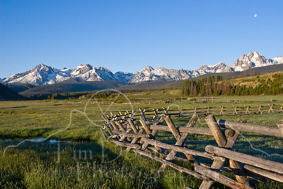 Sawtooths summer 2008-0715.jpg